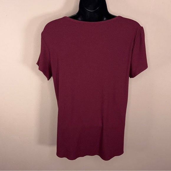 Medium Apt 9 Burgundy Red Short Sleeve Top Knot Accent Ribbed Stretch Casual - Picture 3 of 13